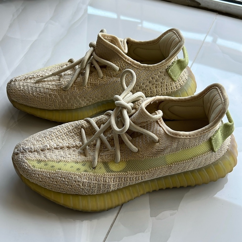 Yeezy Boost 350 - yellow color